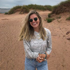 Meet your Posher, Carley